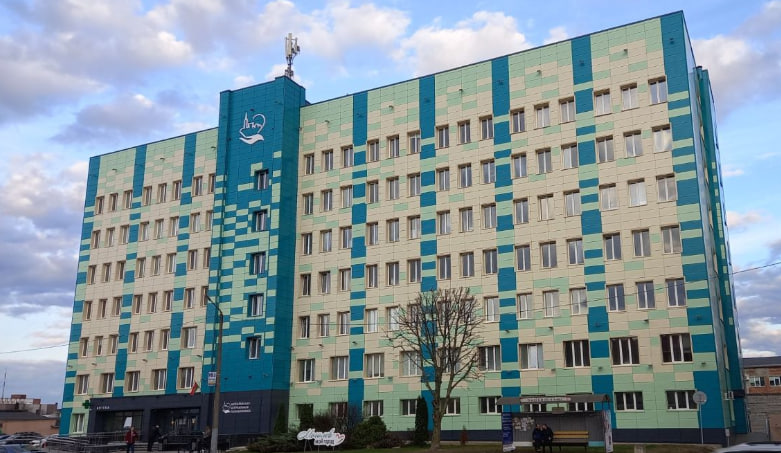 Рассказываем, как будут работать учреждения здравоохранения в весенние праздники